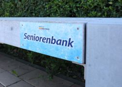 Saison Eroeffnung Sonnenschein Ueber Ostbad In Jena 12